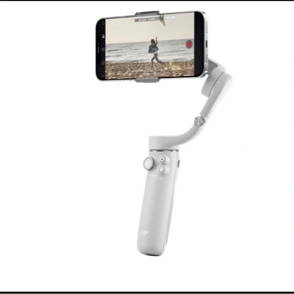 DJI OM 5 smartphone stabilizer